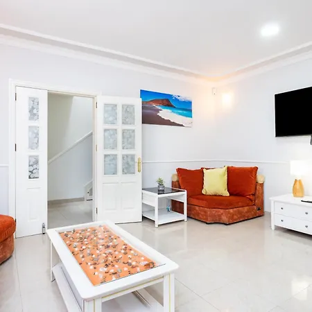 Luxury With Pool Tenerife Лас Гальетас